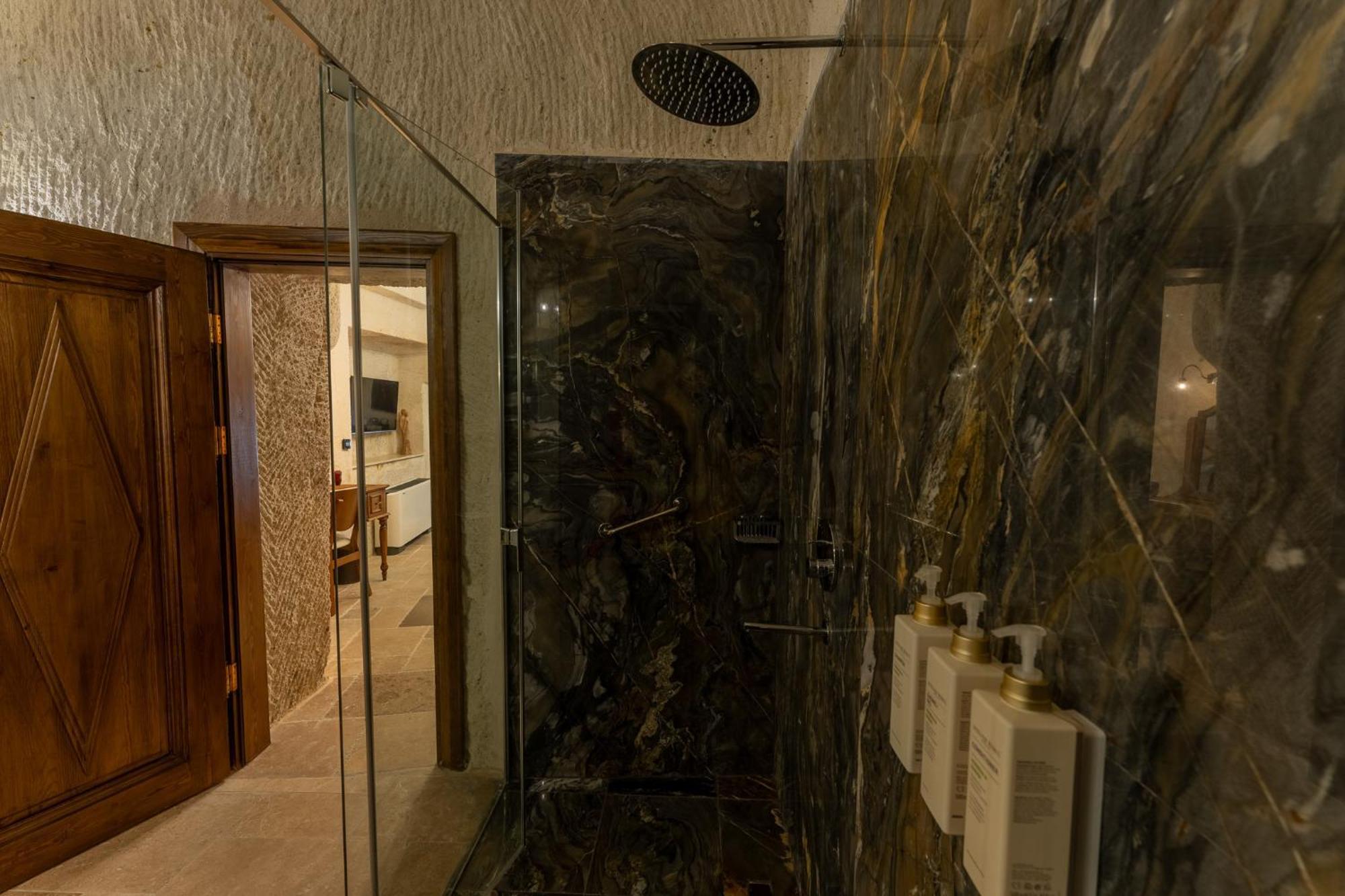 אורגופ Asmali Konak Cave Suites מראה חיצוני תמונה